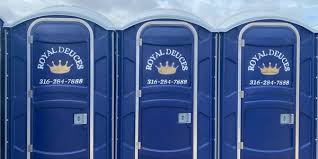 Portable Toilet Rental for Emergency Services in Bunnell, FL